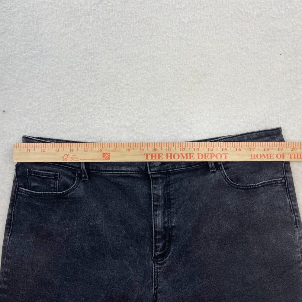 Ann Taylor The Skinny Curvy Fit Black Denim Pants Size 18 - Picture 4 of 5